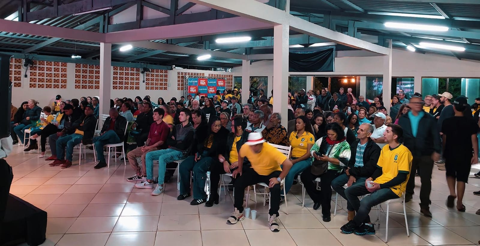PLENÁRIA DA PRÉ-CAMPANHA DE ANDRÉ VARGAS E PAULA VICENTE NA REGIÃO NORTE 